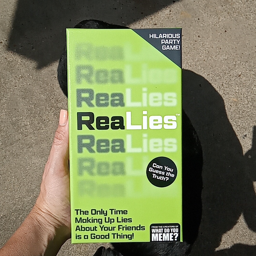 RealLies card game party game